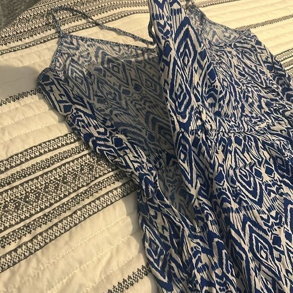 American Eagle women’s medium romper with pockets  C - Picture 4 of 7